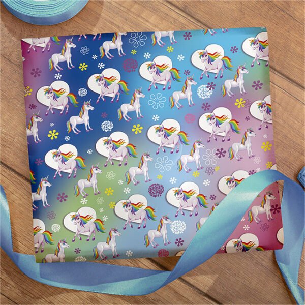 UNICORN CUDDLES - Image 3